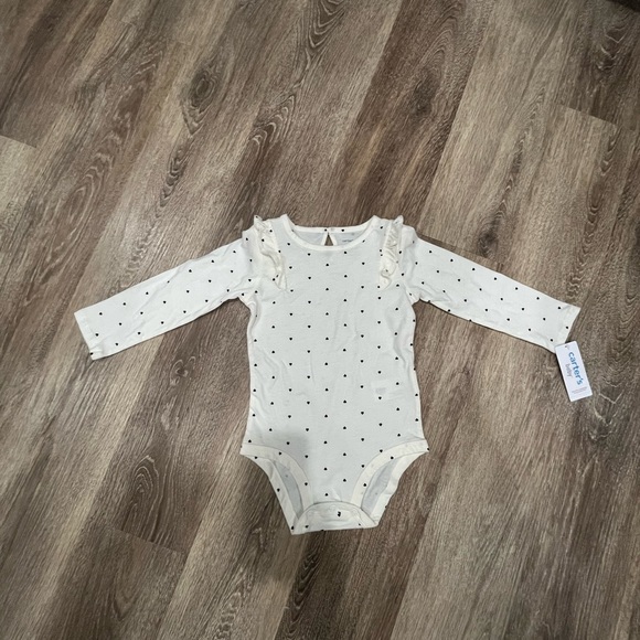 Carters 2-Piece Outfit - Picture 3 of 10